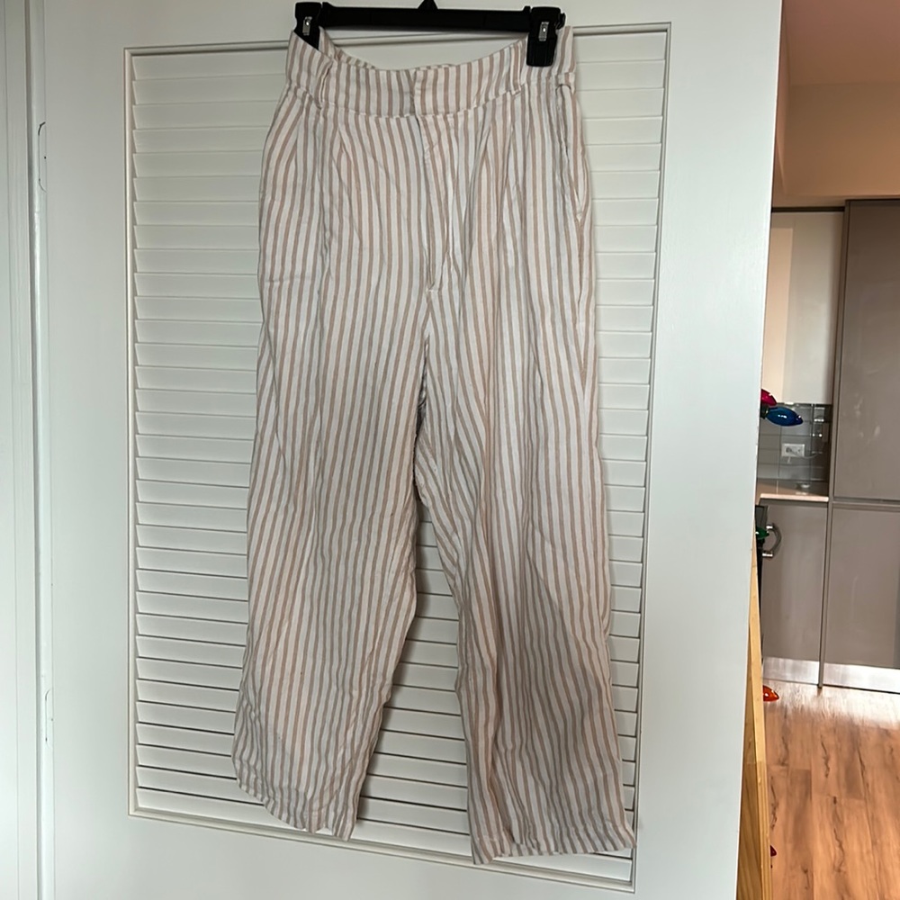 Abercrombie striped cropped pants